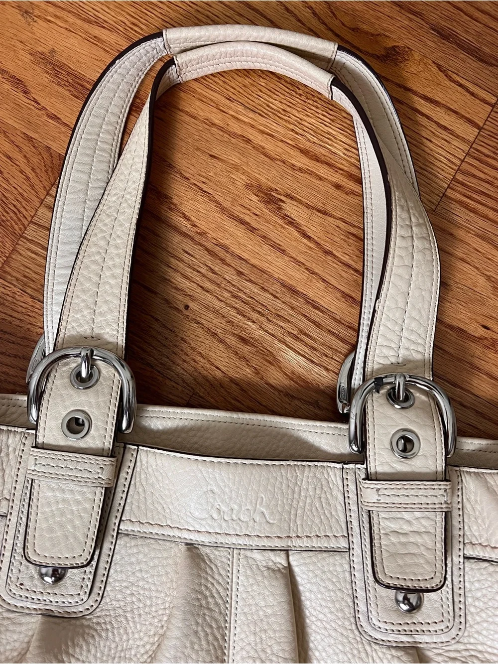 Coach classic cream